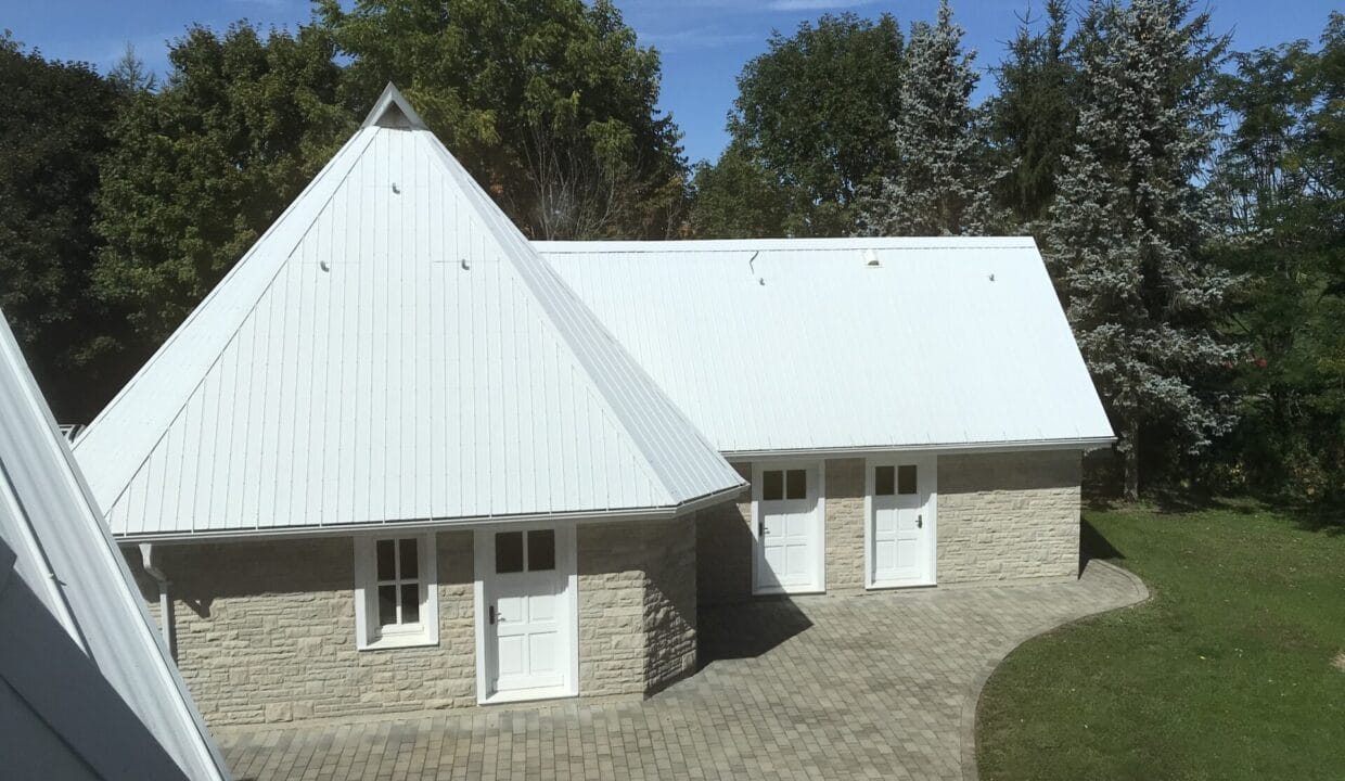 3278F32B-310E-412B-8A24-1FBD800B6915