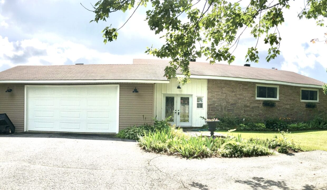 22885CBC-51FC-4878-B7F2-4576B5A67D4C