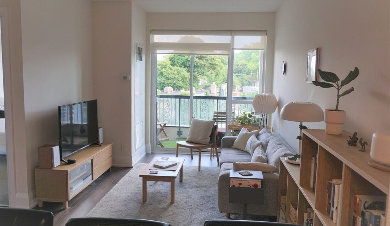 2. Living_resized (2)