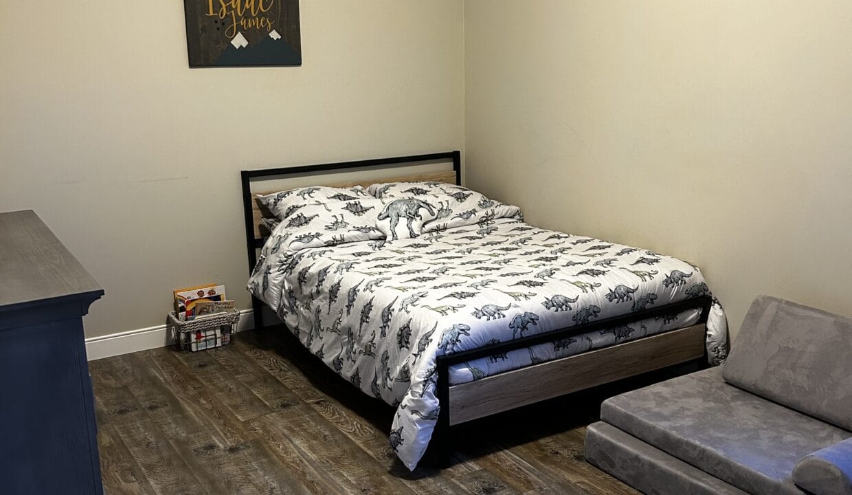 US Bedroom1