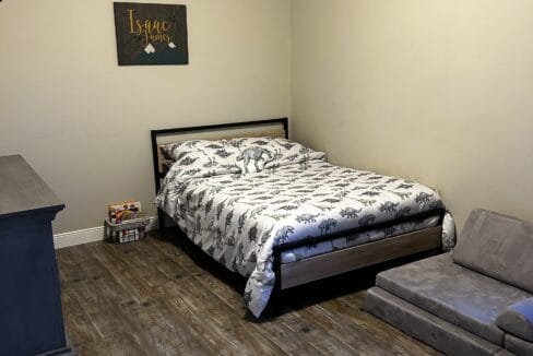 US Bedroom1