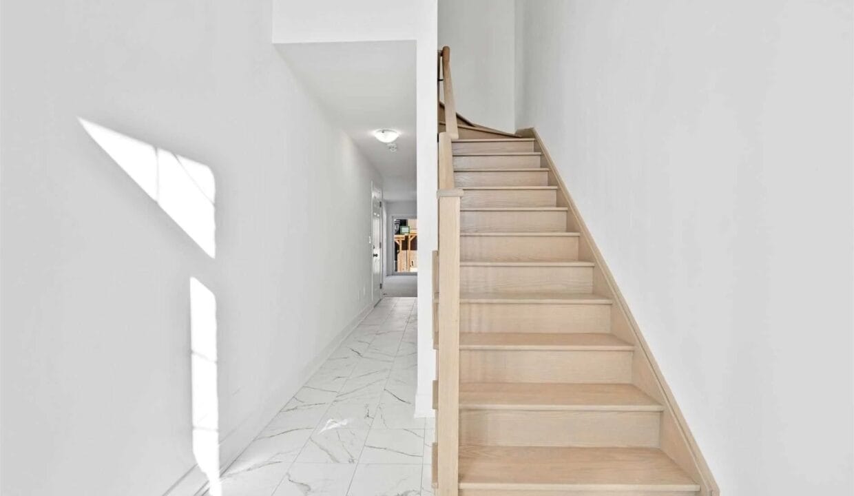 32-elkington-crescent-whitby-E5937497-20