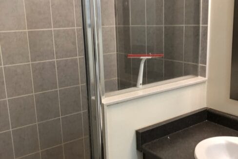 42DB68FA-4EF0-4D32-8F24-C92DD1848E78_1_105_c