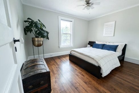 260_Colborne_Bedroom2