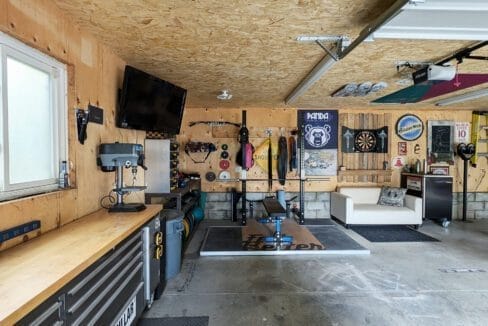 260_Colborne_Garage2