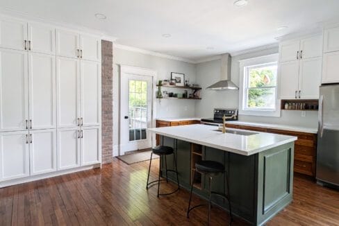260_Colborne_Kitchen1