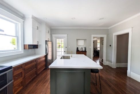260_Colborne_Kitchen2