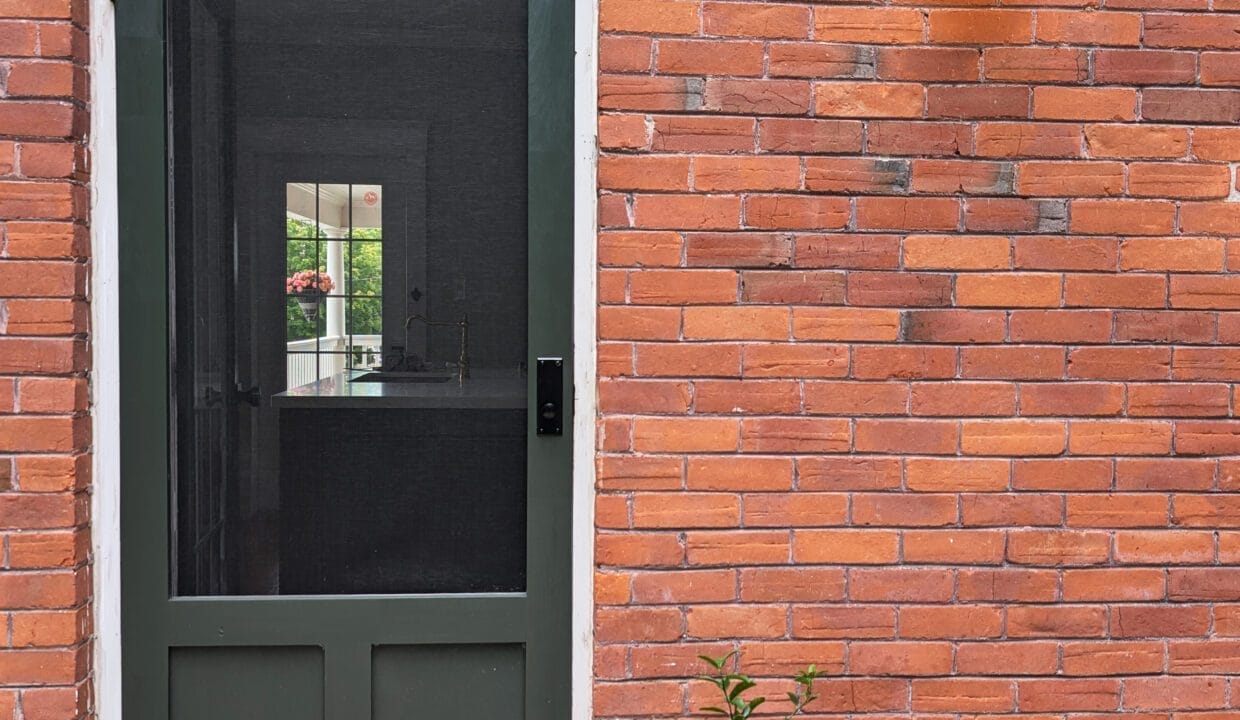 260_Colborne_PatioDetail2