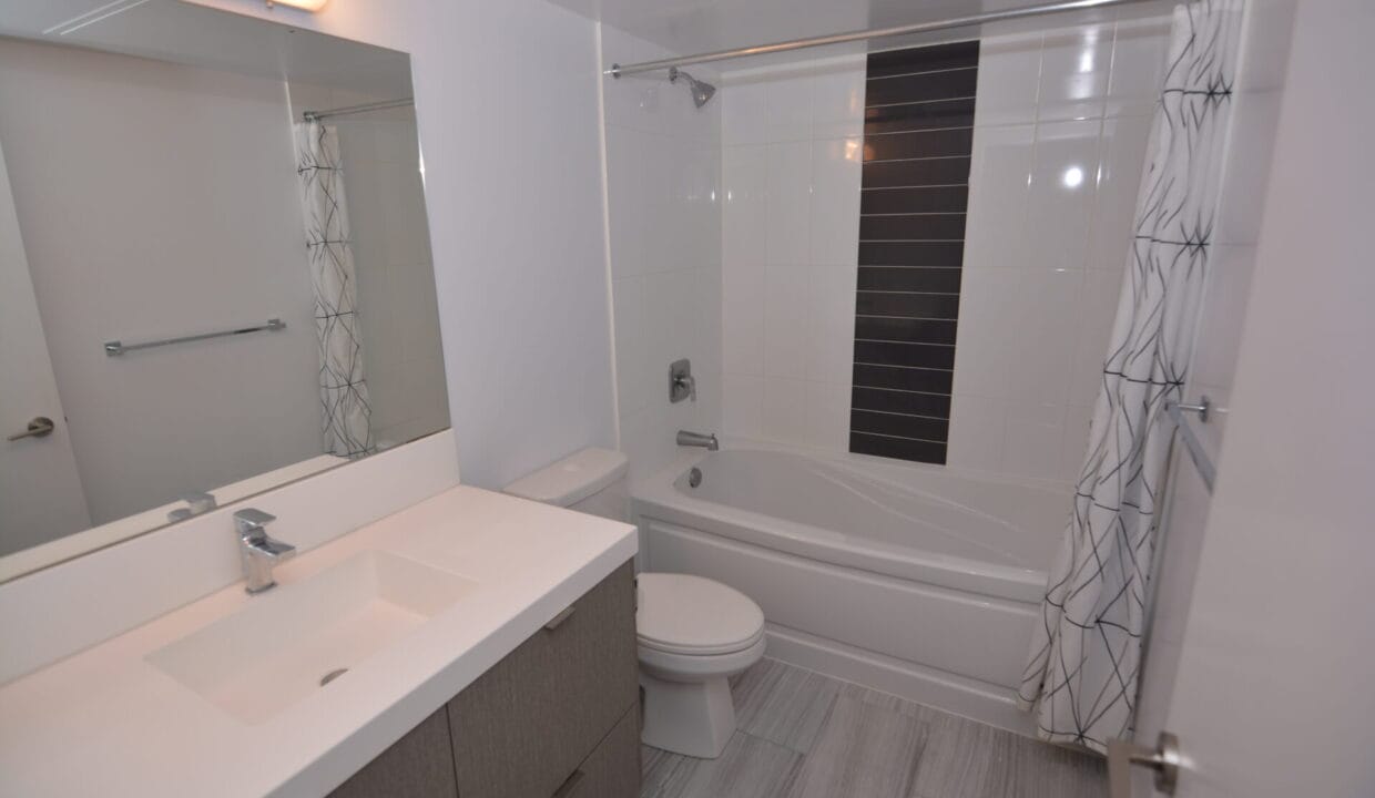 06 Washroom