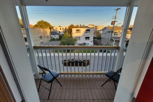 09 Balcony