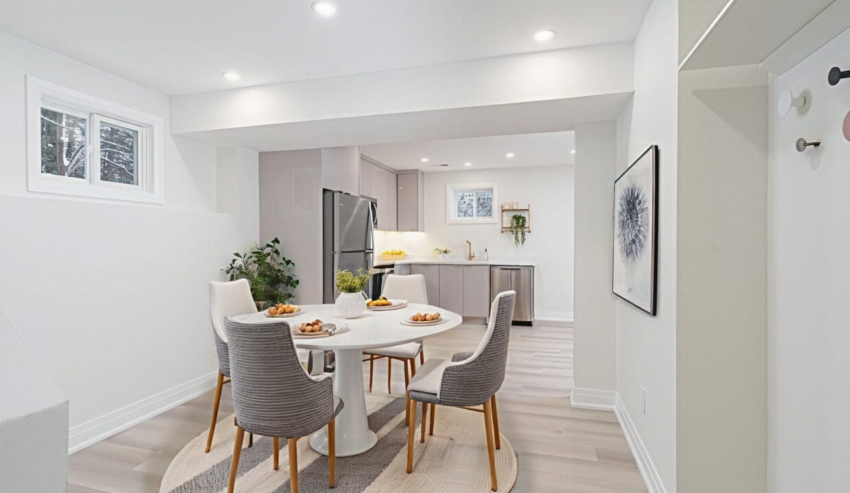18-Louise-Lane-Dining-Area vs