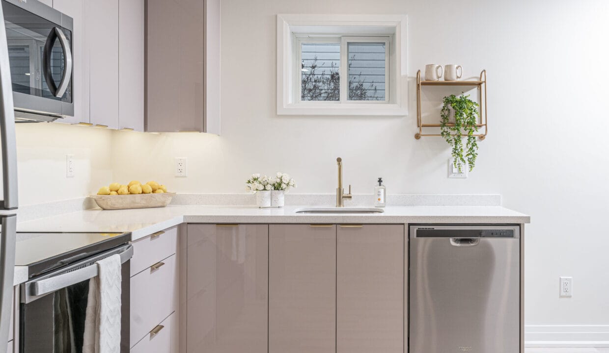 18 Louise Lane - Orillia - PHOTOGRAPHER- Mitchell Hubble - Modern Movement Creative Inc -December 15, 2022 - 8