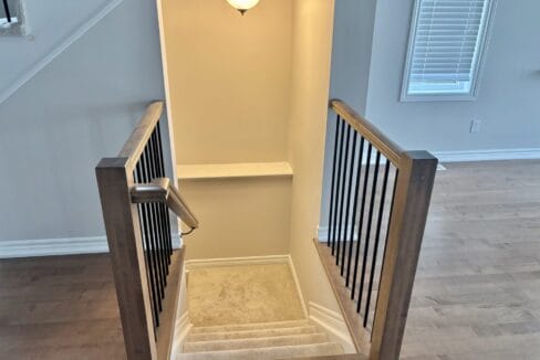 19 StairsIntoBaement