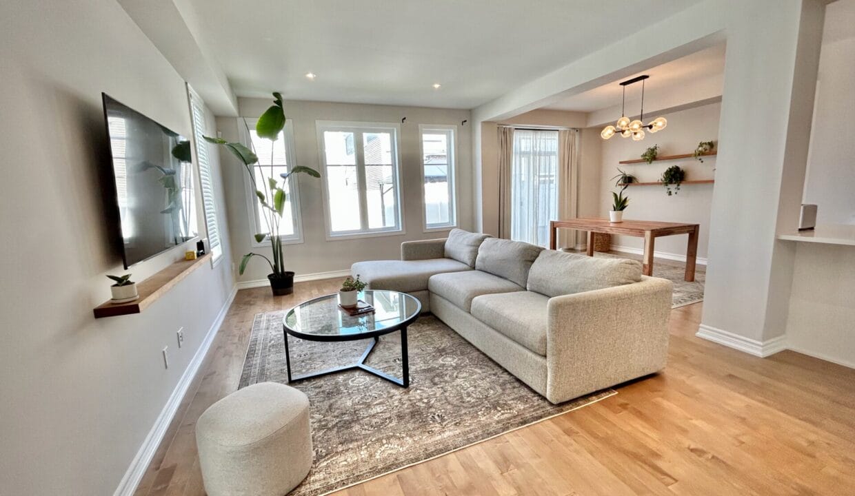 4 LivingRoom2