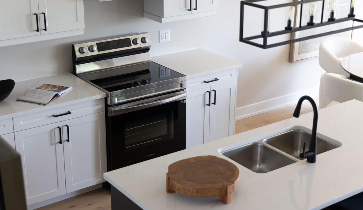 4061 Fracchioni Drive - 24