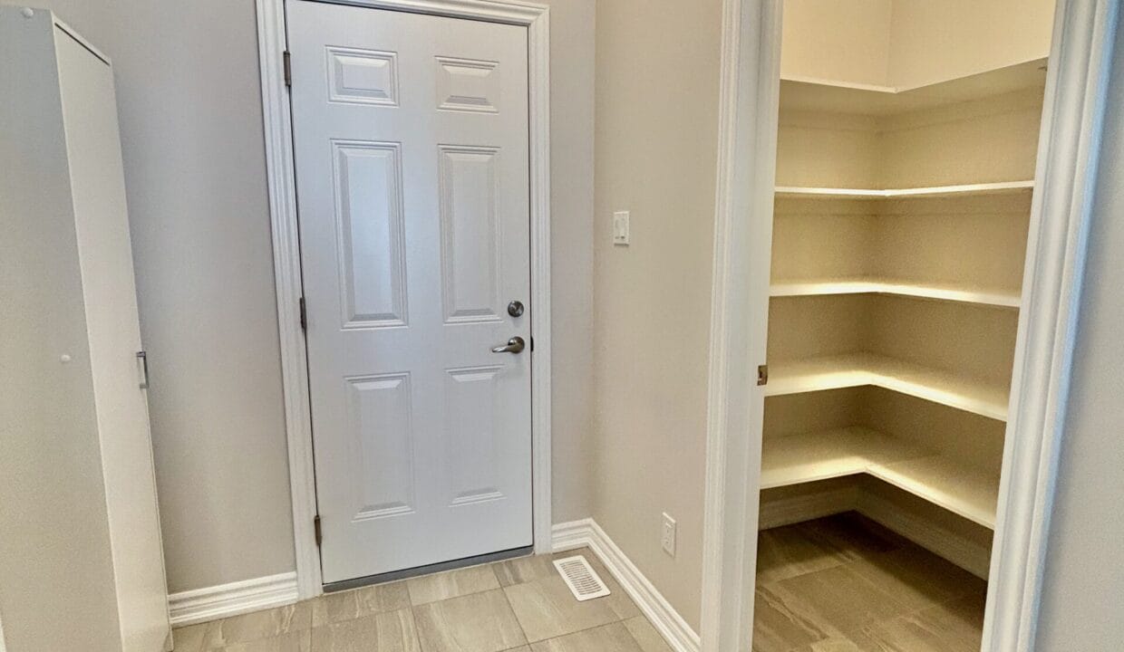 6 Mudroom
