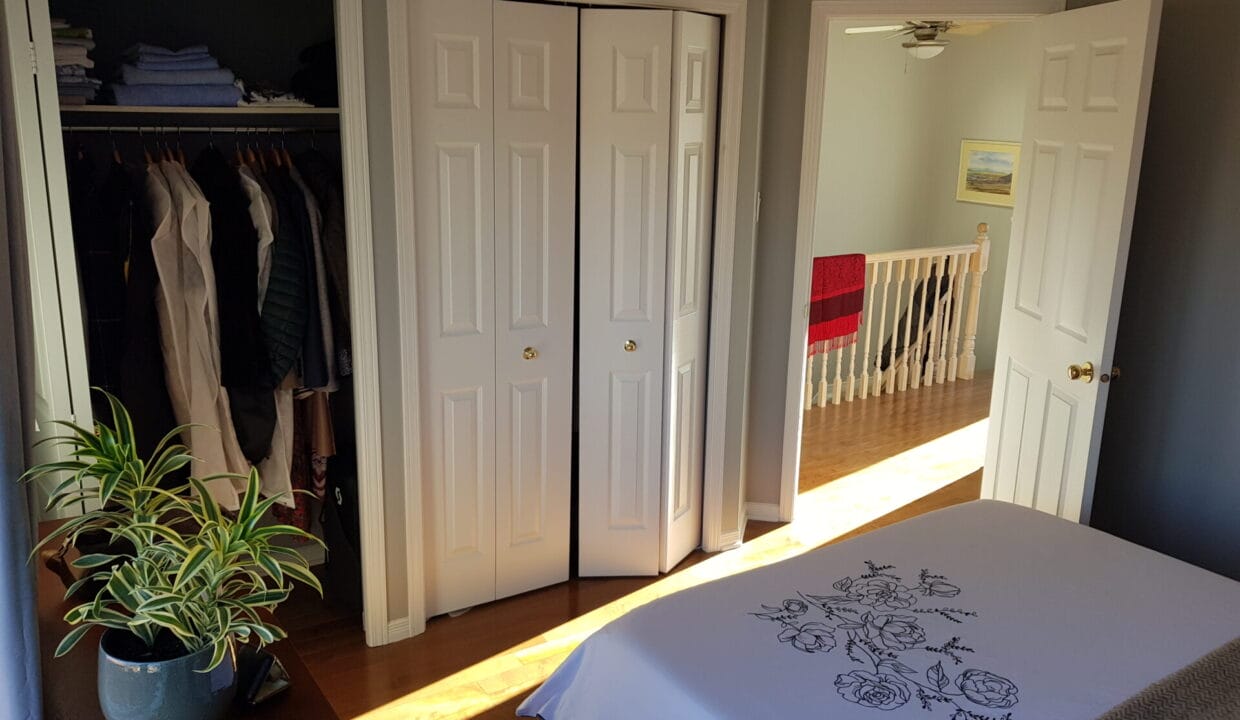 BEDROOM2