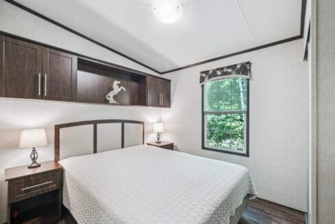 Bedroom 2-min