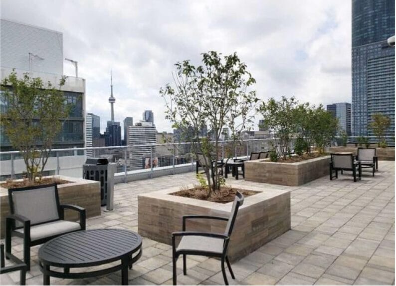 Patio 02