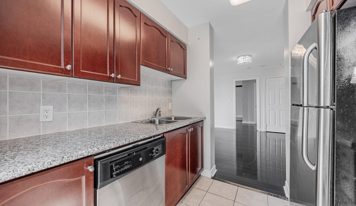 mls_1-6.kitchen3