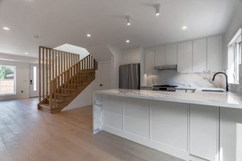 10 - Kitchen 4