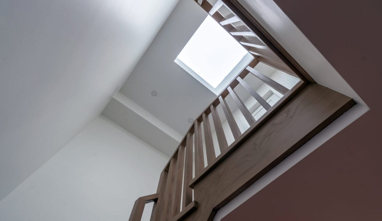 13 - Staircase 1