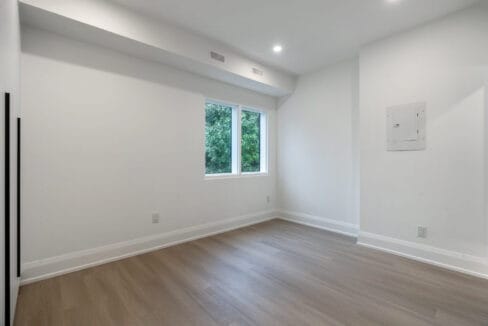 14 - Main Bedroom 1