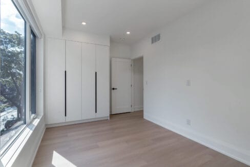 15 - Main Bedroom 2