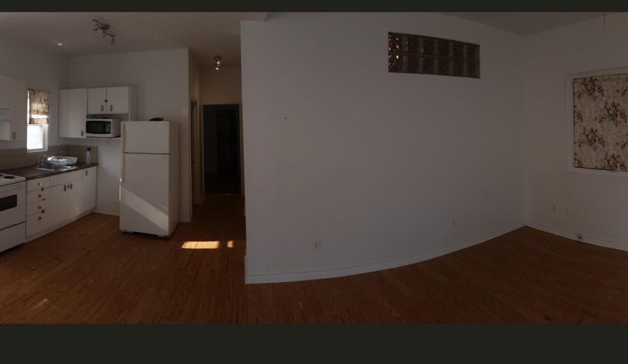 160 livingroom kitchen f