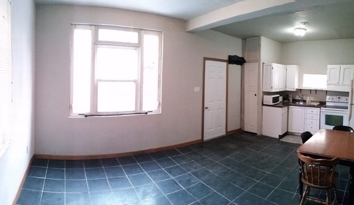 160 livingroom kitchen r