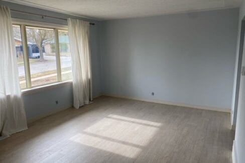Living room 3