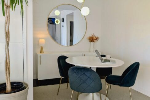 PXL_20250928_221417442.RAW-01.COVER~2