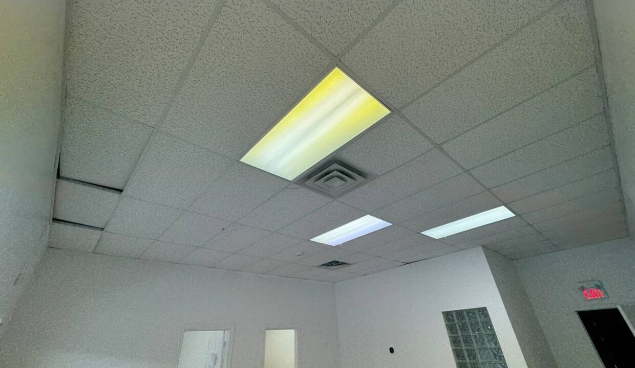 photo_2025-10-15_09-21-35