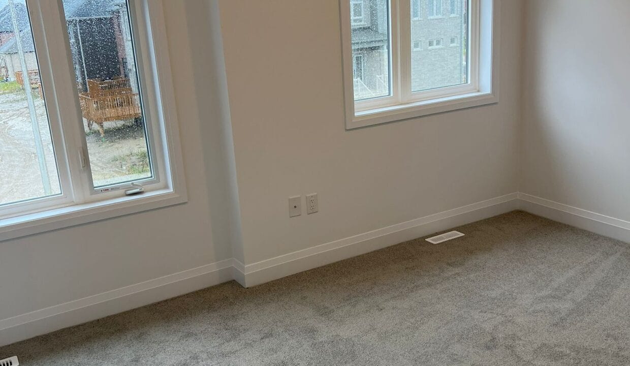 2nd Floor Masterbedroom