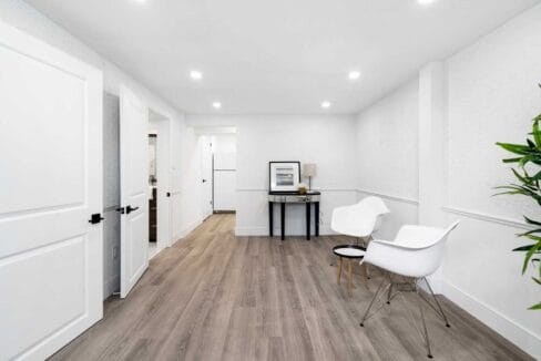 411-enfield-road-burlington-W5420741-27