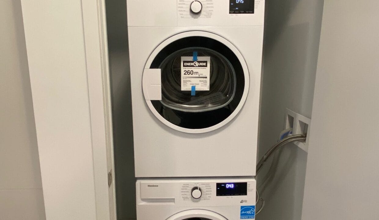 H72920-708_Laundry_2025-09-22