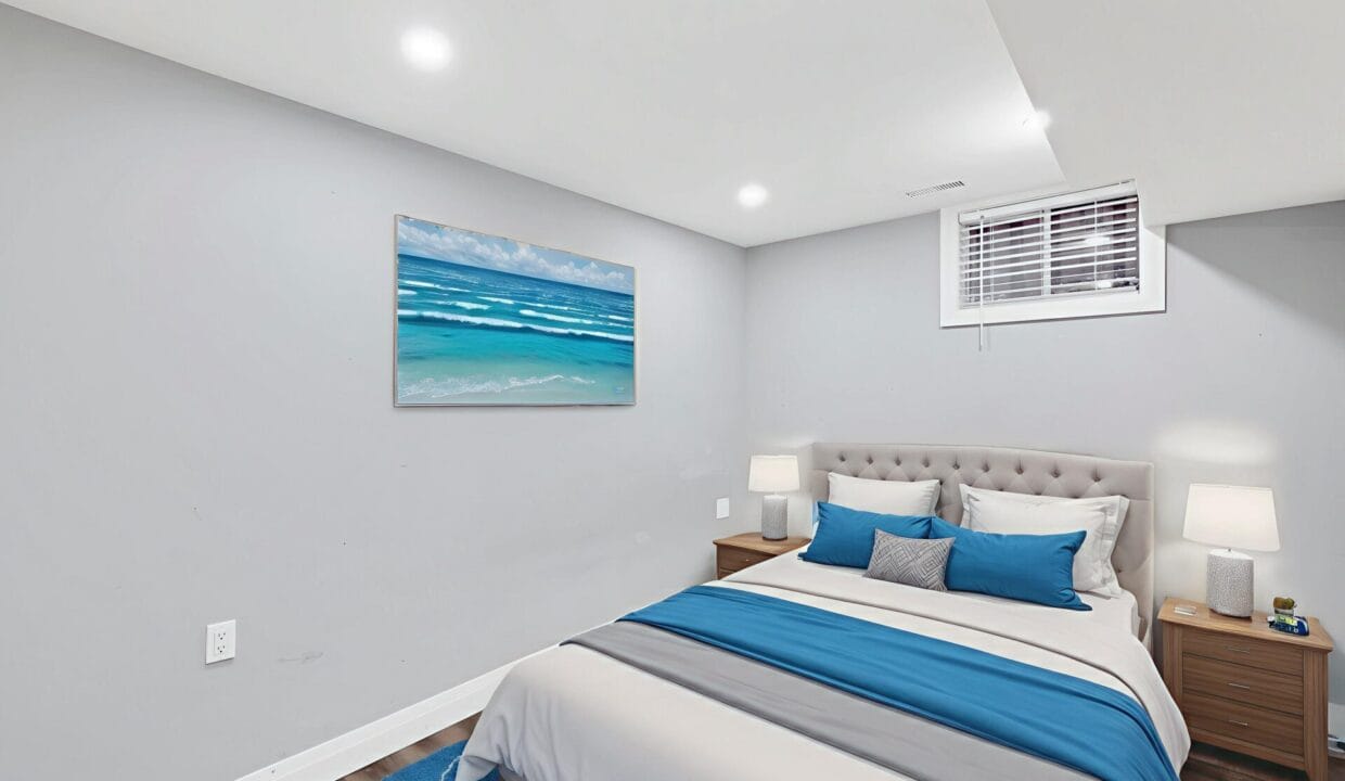 P1260216 - Bedroom - Standard - 3